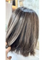 トイロ(toiro)&nbsp;デザインブリーチとミディ