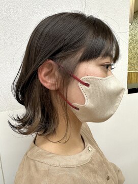 エン(en) レイヤーボブイヤリングカラーベージュカラー