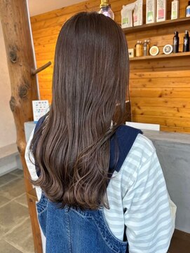 ビスクヘアデザイン(bisq hair design) 髪質改善カラー 艶カラー ブラウンカラー ミディアム
