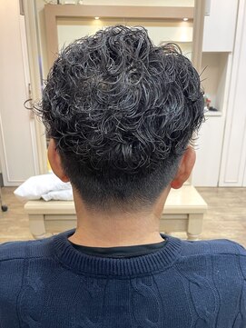 アルターリール(aL ter Rire) 韓国マッシュ/スパイキーショート/ブルーブラック[鎌取］中村