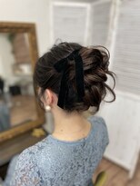 セニシエンタ(CENICIENTA)&nbsp;高めのシニヨンアップスタイル