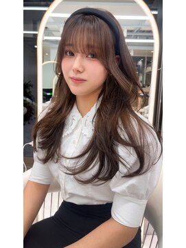 ロンドルピナス 小倉(Lond Lupinus) ブルーブラック/ワイドバング/美髪のススメ/外ハネボブ/北九州/