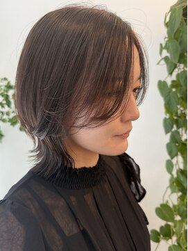 ニーナ(NI-NA) 〇髪質改善〇オリーブブラウン×ショートボブ