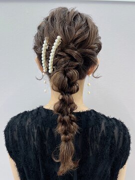 プルクラギンザ(PulchraGINZA) ふわふわ編みおろし/ポニーテールアレンジ/ヘアセット