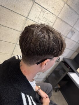 フランクスバーバー アンド ビアークラブ(FRANK'S BARBER and BEER CLUB) MEN’S HAIR/波巻ツイストスパイラル/フェザーパーマ/日比谷