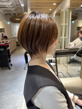 オーロ Costa西宮北口(ORO) 20代30代40代50代髪質改善メルティカラーくびれショートカット