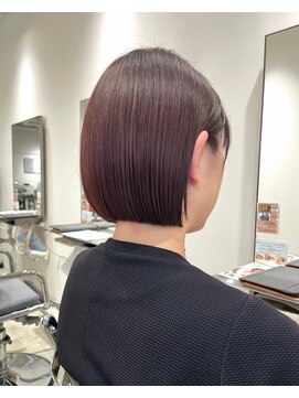 ローヴ 梅田(L'aube) 髪質改善 切りっぱなしボブ 大人ボブ タッセル