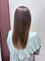 アクセ ハイライトカラー艶カラーカーキベージュミディアムヘア髪質改善