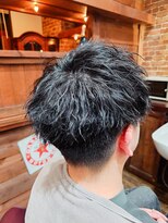 ラボーテイサミヘアーイースト(La.beaut'e ISAMI HAIR EAST) スパイキーショート/フェザーパーマ/ブルーブラック