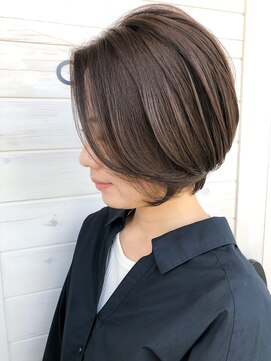 オーシャン(Ocean) ［OCEAN　Hair&Life]ひし形ショート☆ネイビーカラー☆