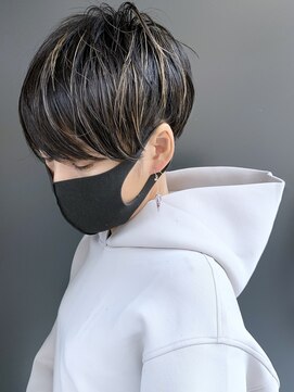 ラウンジ モリオ イケブクロ(Lounge MORIO Ikebukuro) 【morio池袋】綺麗でかっこいい黒髪ショート♪