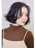大人可愛い黒髪くせ毛風ナチュラルボブ 20代30代40代
