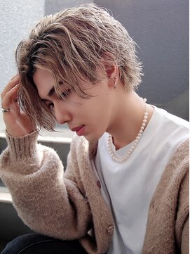 クオル 立川(QOL) ツイストスパイラル／メンズカット／波巻きパーマ／ハイトーン