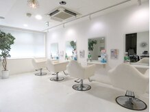 ヘアメイク マキア(HAIR MAKE MAQUIA)
