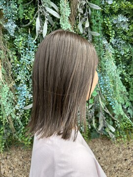 ノーブルヘアー(NOBLE HAIR) グレージュ