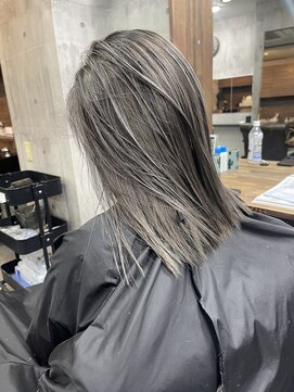 ラフ(LAFF) #バレイヤージュ#グレージュカラー#ボブウルフ#ココアベージュ