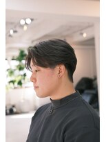 フェイヴィーズ(FavyS)&nbsp;センターパート  グレージュ メンズブリーチ 大阪 メンズカット