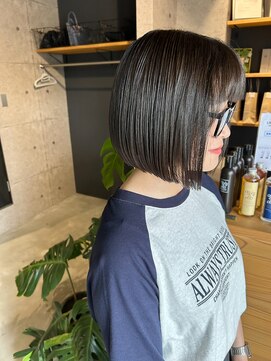 リベルタ(LIBERTA) 大人可愛いぱつっとボブ