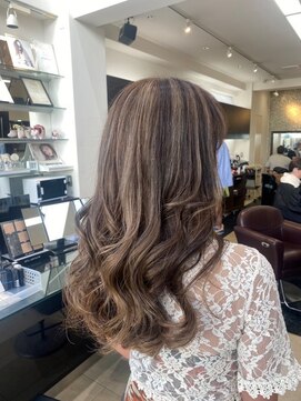 ユーシンエクラ(Yushin eclat) 白髪ぼかしハイライト