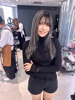 キング(K!ng)&nbsp;縮毛矯正髪質改善ハイライトレイヤーカット楠葉美容室エクステ