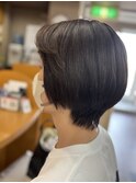 ショートボブ