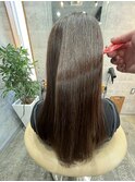 サラサラツヤツヤロングヘア