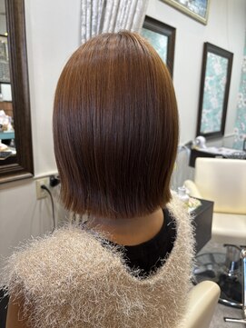 ハグヴィアン(HUG BIEN) 切りっぱなし×ストレート