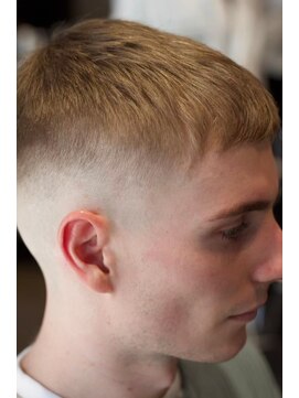 キングスマン トウキョウ(KINGSMAN TOKYO) フェードカット