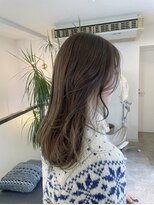 エレノア 新宿新南口(Eleanor)&nbsp;オリーブカラー×レイヤーカット