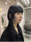 ミルクティーベージュウルフパーマミディアムヘア50代髪型