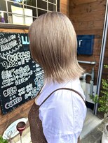 ルーナヘアー(LUNA hair)&nbsp;ミルクティーカラー切りっぱなしボブ10代20代30代40代