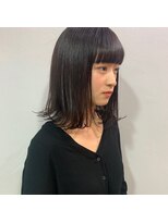 クラン(clan)&nbsp;アッシュカラー　小顔ヘア　大人ボブ