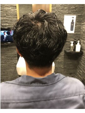 プレミアムバーバー 目黒店(PREMIUM BARBER produce by HIRO GINZA) ゆるふわパーマ