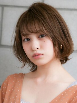 コム(com by neolive) 可愛い外ハネボブ3