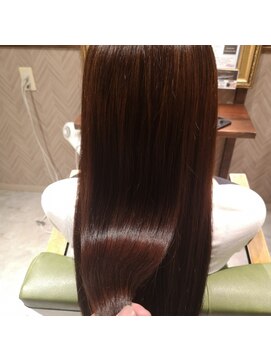 ナンバー アリア 三軒茶屋(N° aria) 大人かわいいエギョモリ ミルクティーブラウン ひし形シルエット