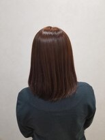 ネリネ 北千住駅東口学園通り前(Nerine)&nbsp;うるツヤミディアムボブ