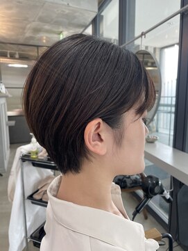 アシェット(assiette) 大人丸みショートスタイル【安田汐里】