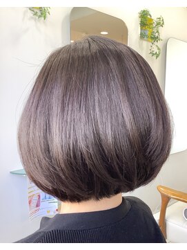 コクェット(coquette) シンプルボブ