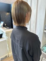 キャアリー(Caary)&nbsp;福山caary前下がりボブオリーブベージュインナーカラー30代40代