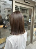 【ADORE 横浜】ナチュラルハイライト×切りっぱなしミディアム