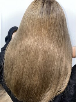 ゲート ヘアー クリエイティヴ(GATE HAIR CREATIVE)の写真/《ナチュラルストレートで毛先までなめらかに♪》ダメージを最小限に抑えてツヤ感UPの仕上がりが叶う！