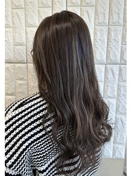 ヴェール レッシュブ 茂原店(Belle Lecheveu) ハイライトカラー