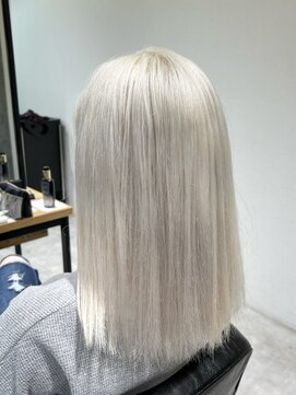 コレット 大宮(collet) ホワイトカラー collet大宮