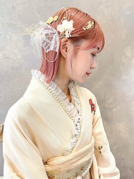 トルネード(TORNADO) 成人式ヘアアレンジ振袖ヘアセット金箔ボブ袴アレンジK20241125