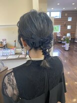 リミットヘアー 大在店(Remit hair)&nbsp;ウルフヘアーのヘアアレンジ〈山本〉