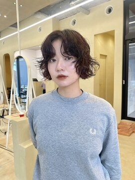 スニュウ(snuw) 【snuw mina】レイヤーカット/パーマヘア/ボブパーマ/伏見