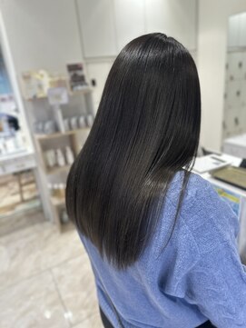 ケンジ 平塚 アネッタ(KENJE annetta) 艶髪ブルーブラック《髪質改善カラー+髪質改善トリートメント》