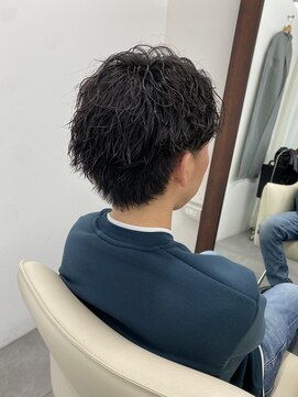 ジエクト アイロ 江坂駅前店(The Ect ilo) チリチリになりすぎないツイストスパイラルパーマ　メンズパーマ