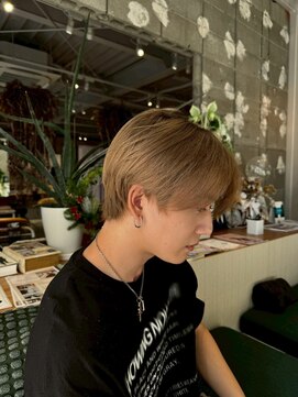 ギネス(Giness) ホワイトブロンド×韓国マッシュ