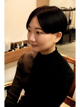 カット アトリエ ルームスリー(cut atelier room3) センターパート